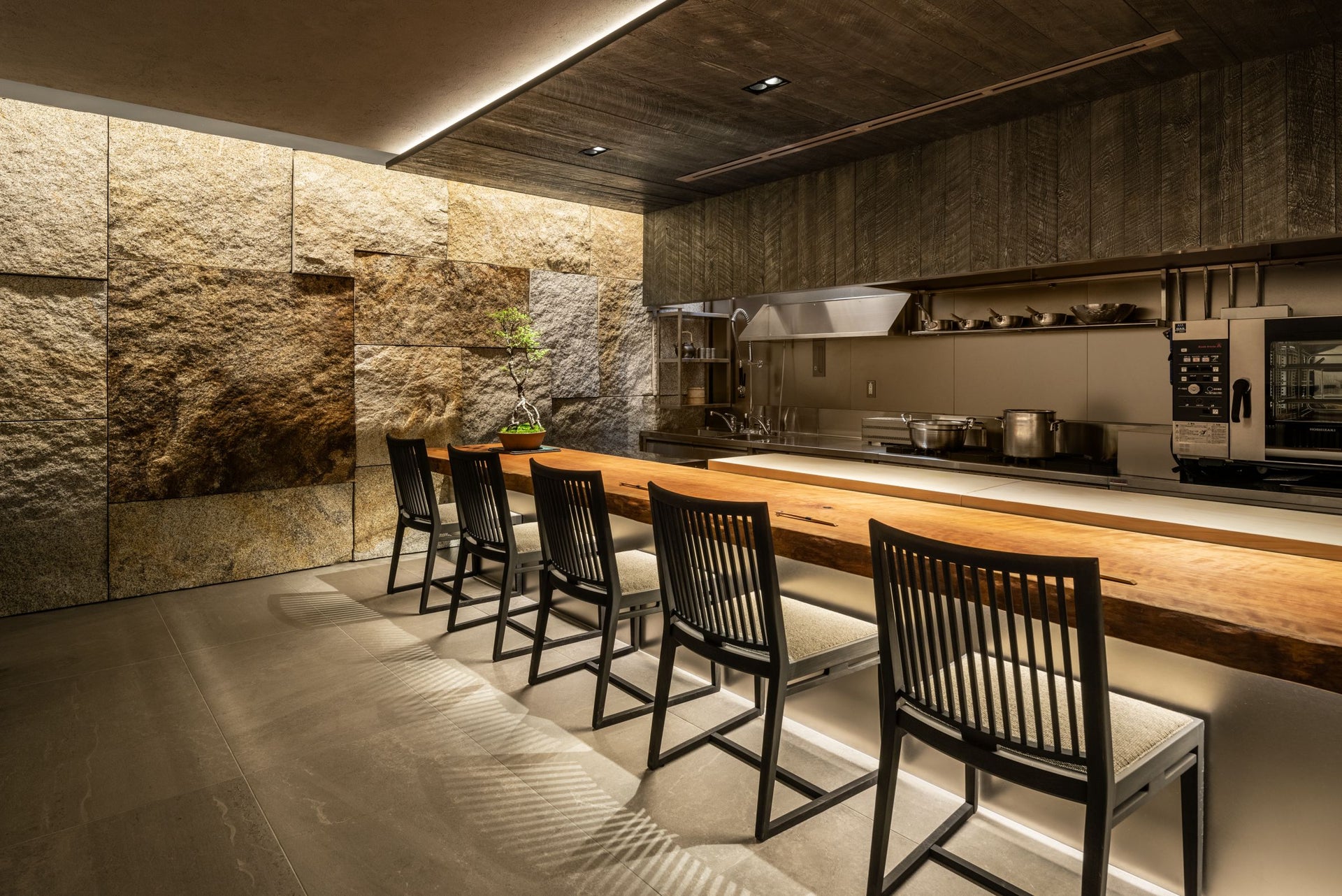 Nazuna Kyoto Tsubaki-dori